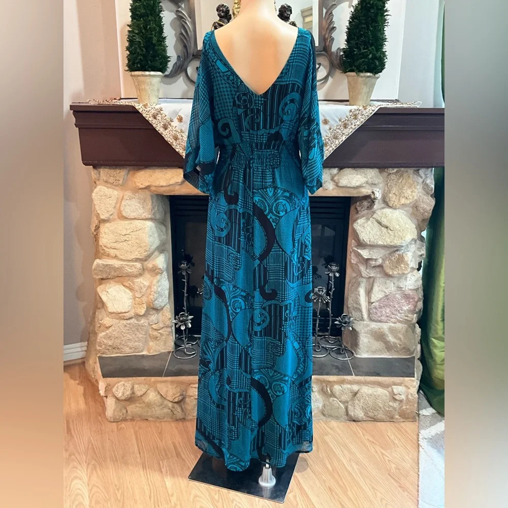 B. Smart Elegant Teal and Black Maxi Dress - Picture 5 of 10